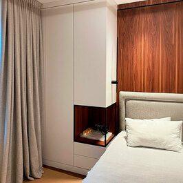 Шкафы вокруг кровати