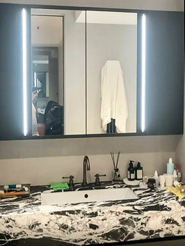 Подсветка зеркала в ванной